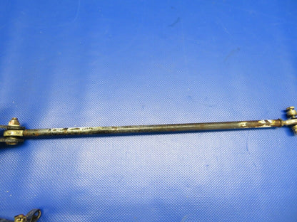 Piper PA-32R-300 Lance Aileron Bellcrank LH P/N 95680-00 (0121-449)
