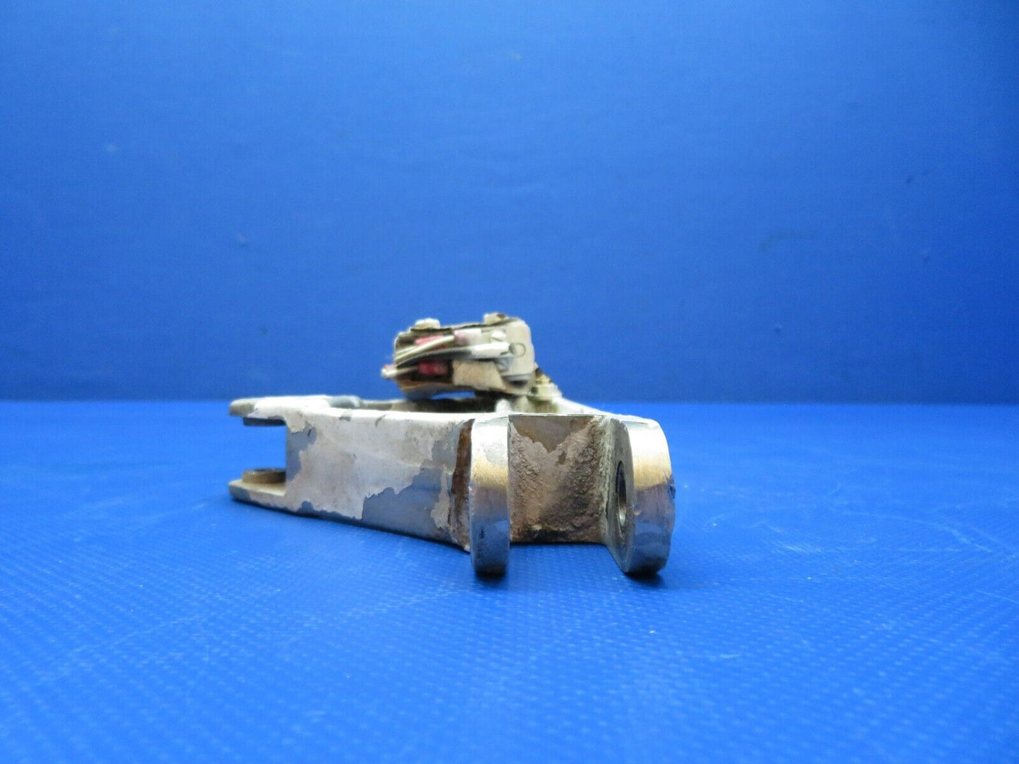 Piper PA-24-180 Link Assy MG Side Brace Upper RH P/N 20767-00 (1223-328)