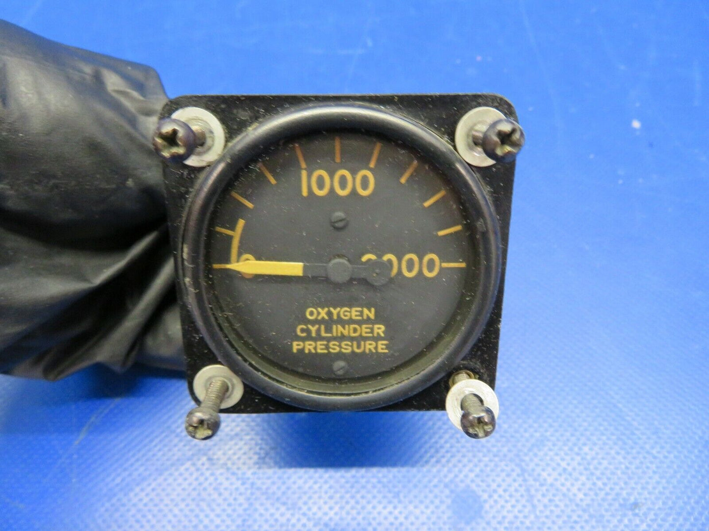 Beech Baron 95-A55 High Pressure Oxygen Gauge AW-1-7/8-27-E5 (0420-49)