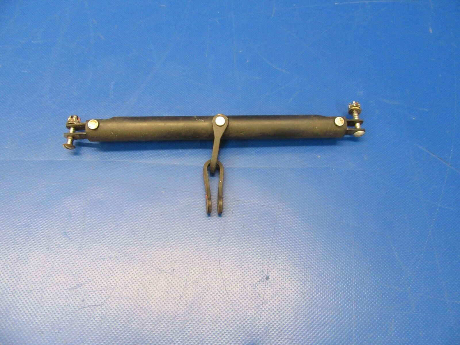 Piper PA-24-250 Comanche Arm Balance P/N 22366-00, 22366-000 (1219-154)