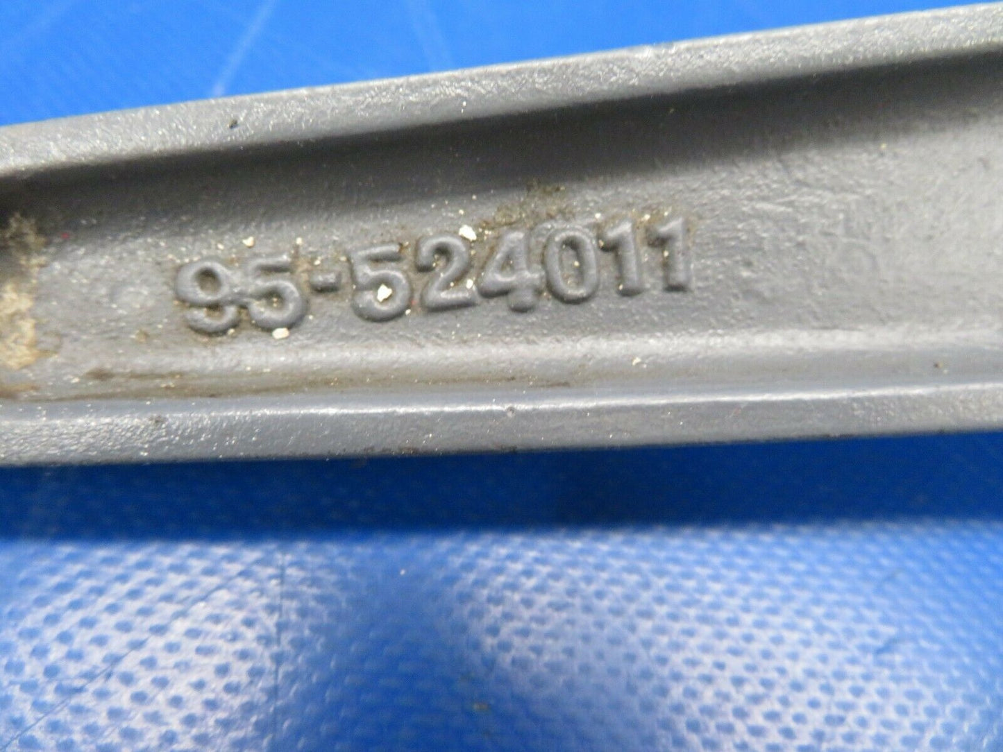 Beech Baron 95-B55 Bellcrank Elevator Push / Pull 95-524011-1 (0320-05)