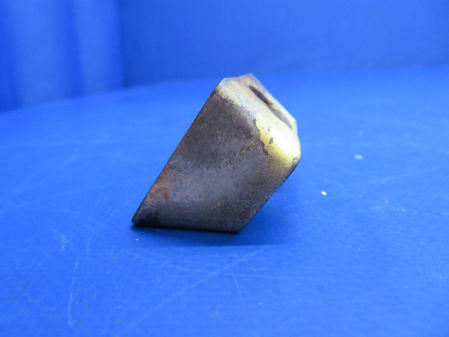 Beech C-35 Bonanza Cowling Fastener Bracket P/N 35-910244 LOT OF 5 (1222-541)