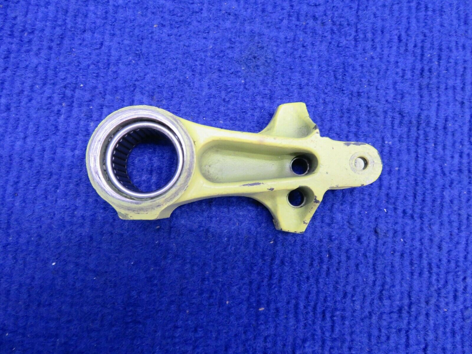 Beech 58 Baron Arm Assy RH Rudder Pedal P/N 002-524012-9 (0322-569)