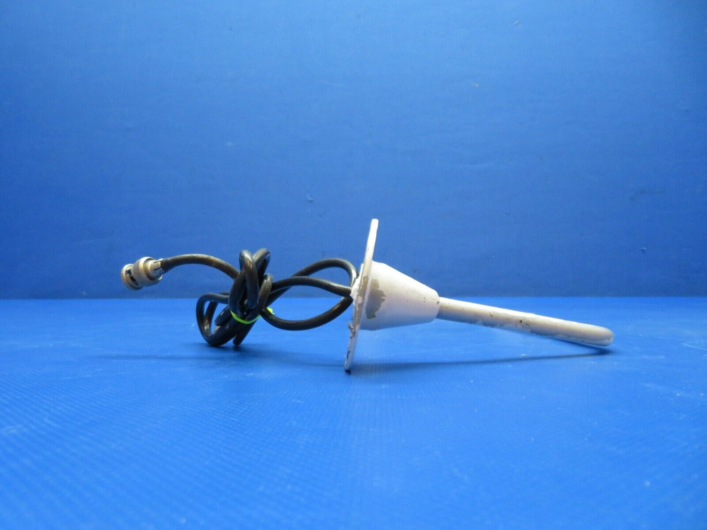 Cessna 401 / 401A Comant VOR/LOC/GS/ Antenna Set P/N CI205-1 (1223-346)