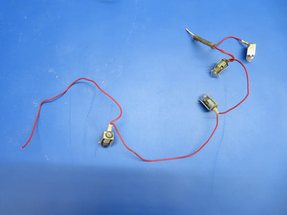 Piper PA-28-201T Dakota Panel Light Holder w/ Switch LOT P/N 565-516 (0922-67)