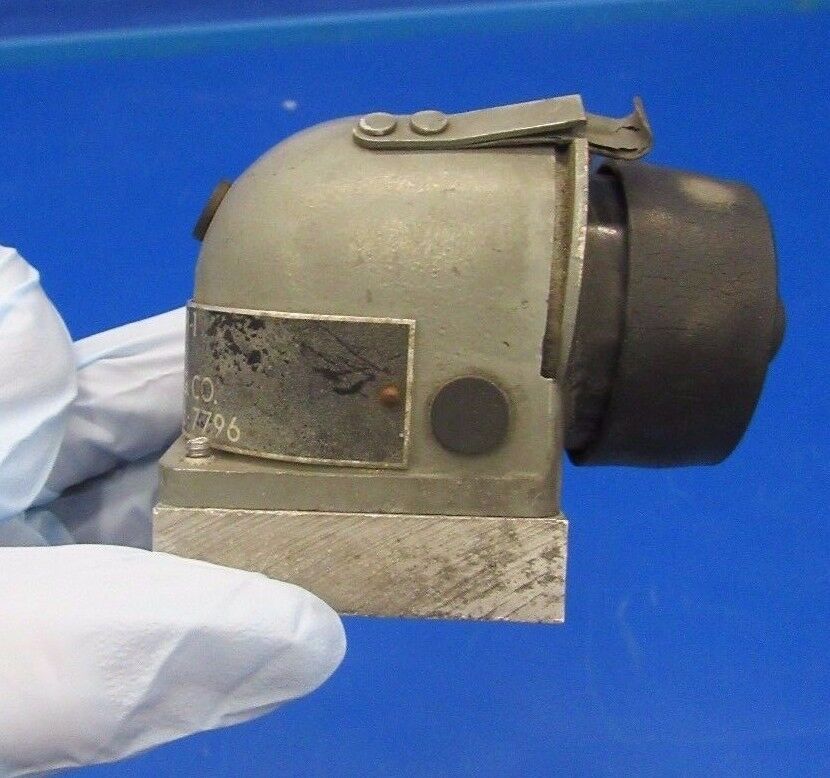 Beech Baron Grimes Ice Light P/N 002-361010-15 PARTS ONLY (1117-120)