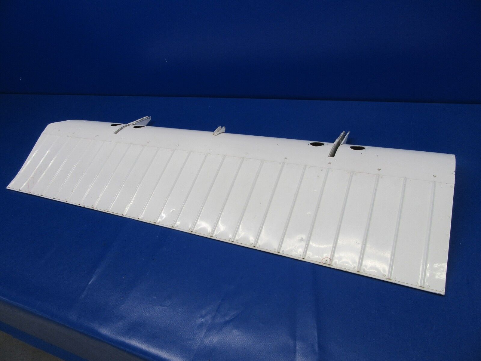 Cessna 150 / 152 RH Flap P/N 0426901-16 (0623-30)