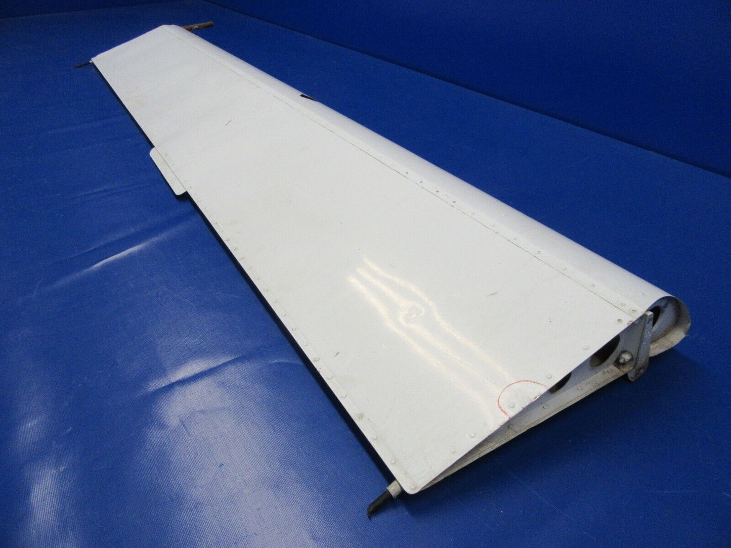 Piper PA-23 LH Aileron P/N 17100-00, 17100-000 (0723-13)