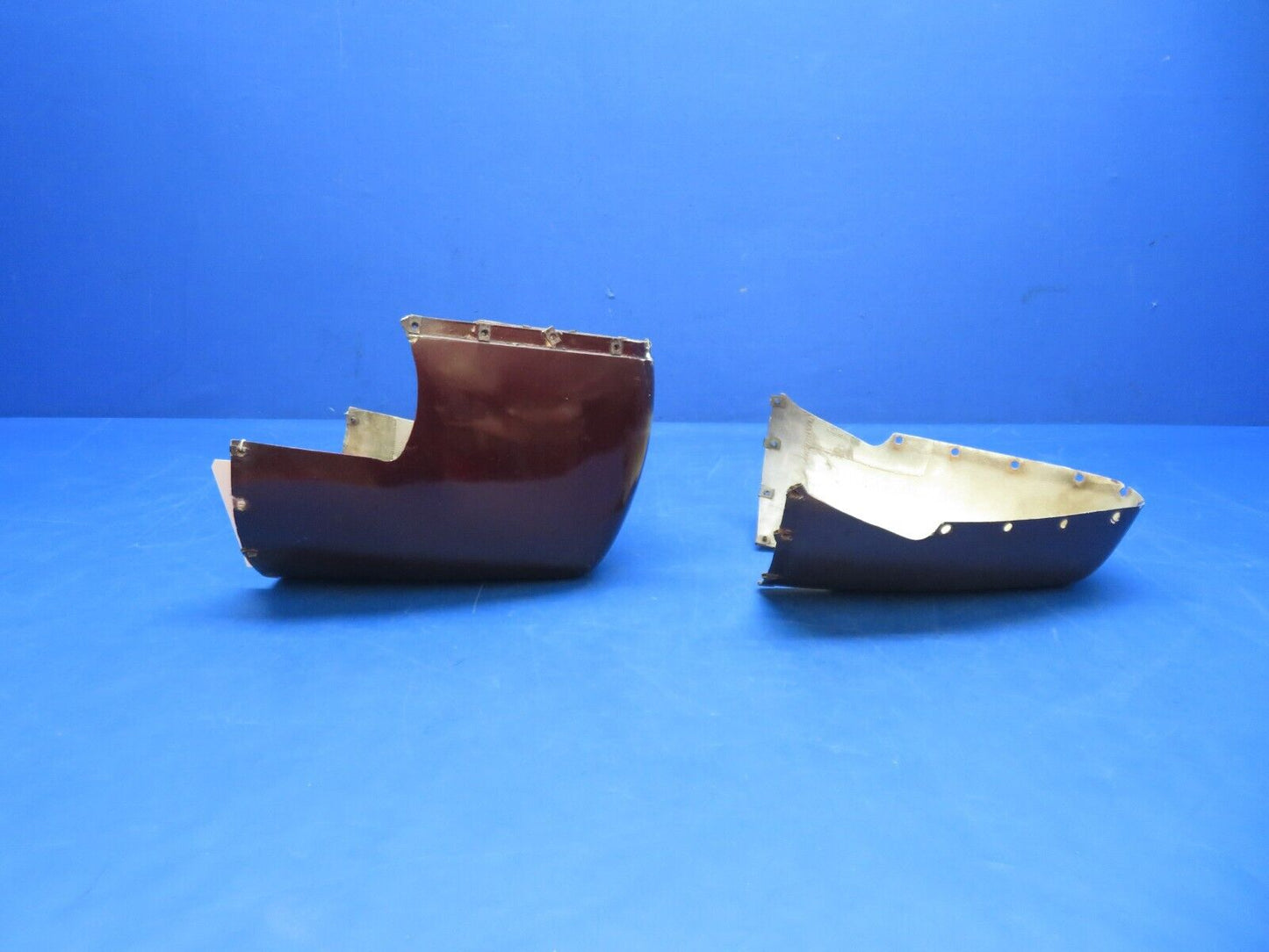 Piper PA-28-180 Fiberglass Tailcone Assy Upper & LWR P/N 62629-00 (0723-670)