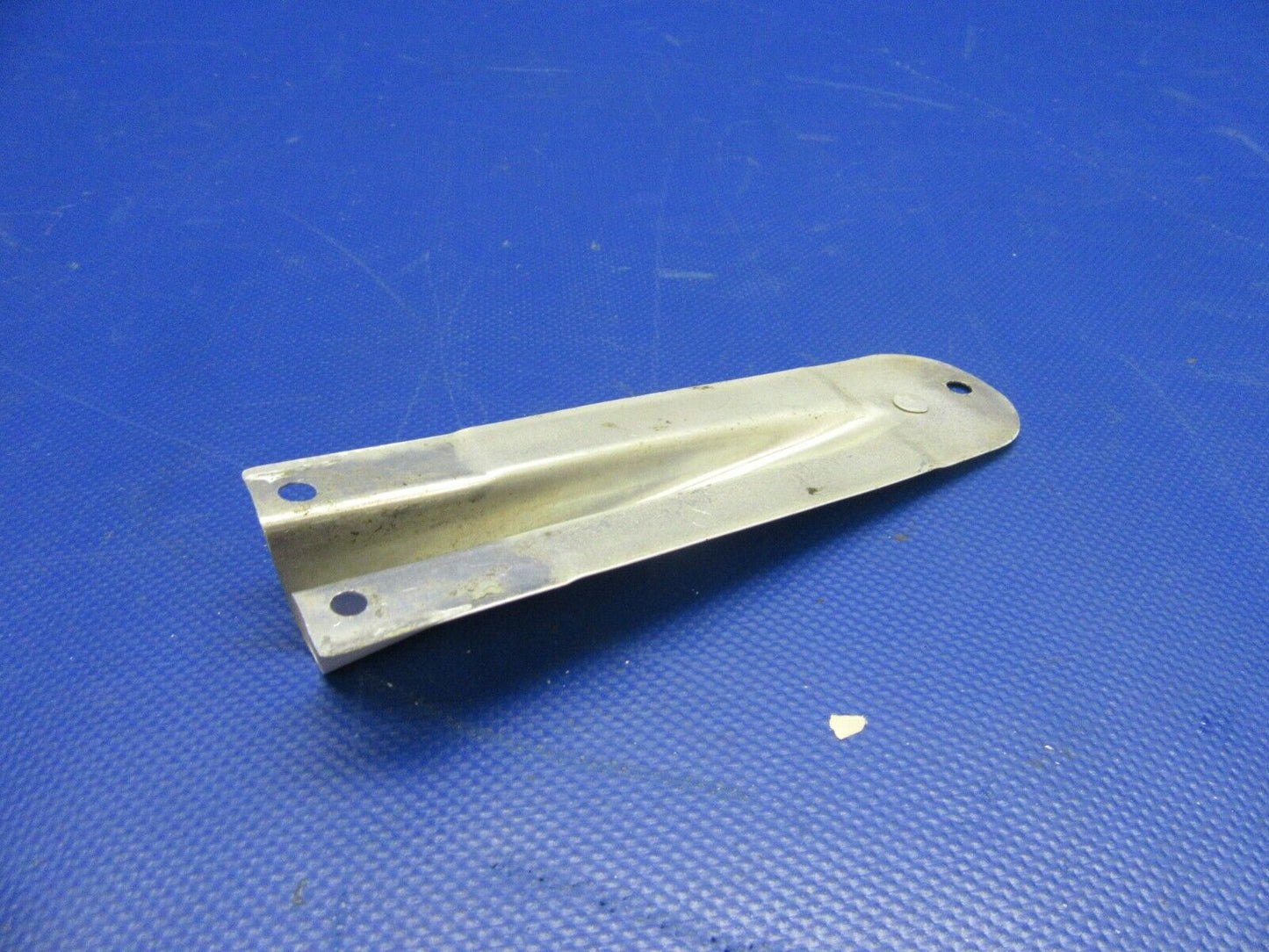 Cessna 210 / P210N Dorsal Fin Fairing P/N 1231050-1 (0421-506)