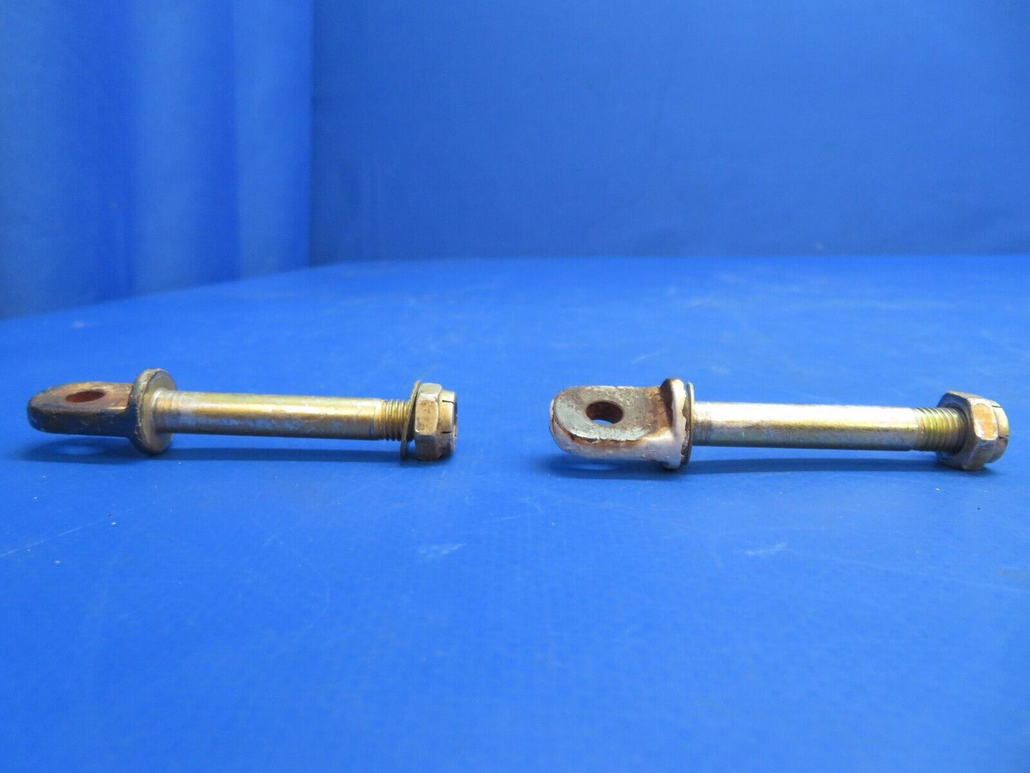 Piper PA-34-200T Pin AFT Cargo Door Latch & Strike Plate P/N 63293-02 (0323-557)
