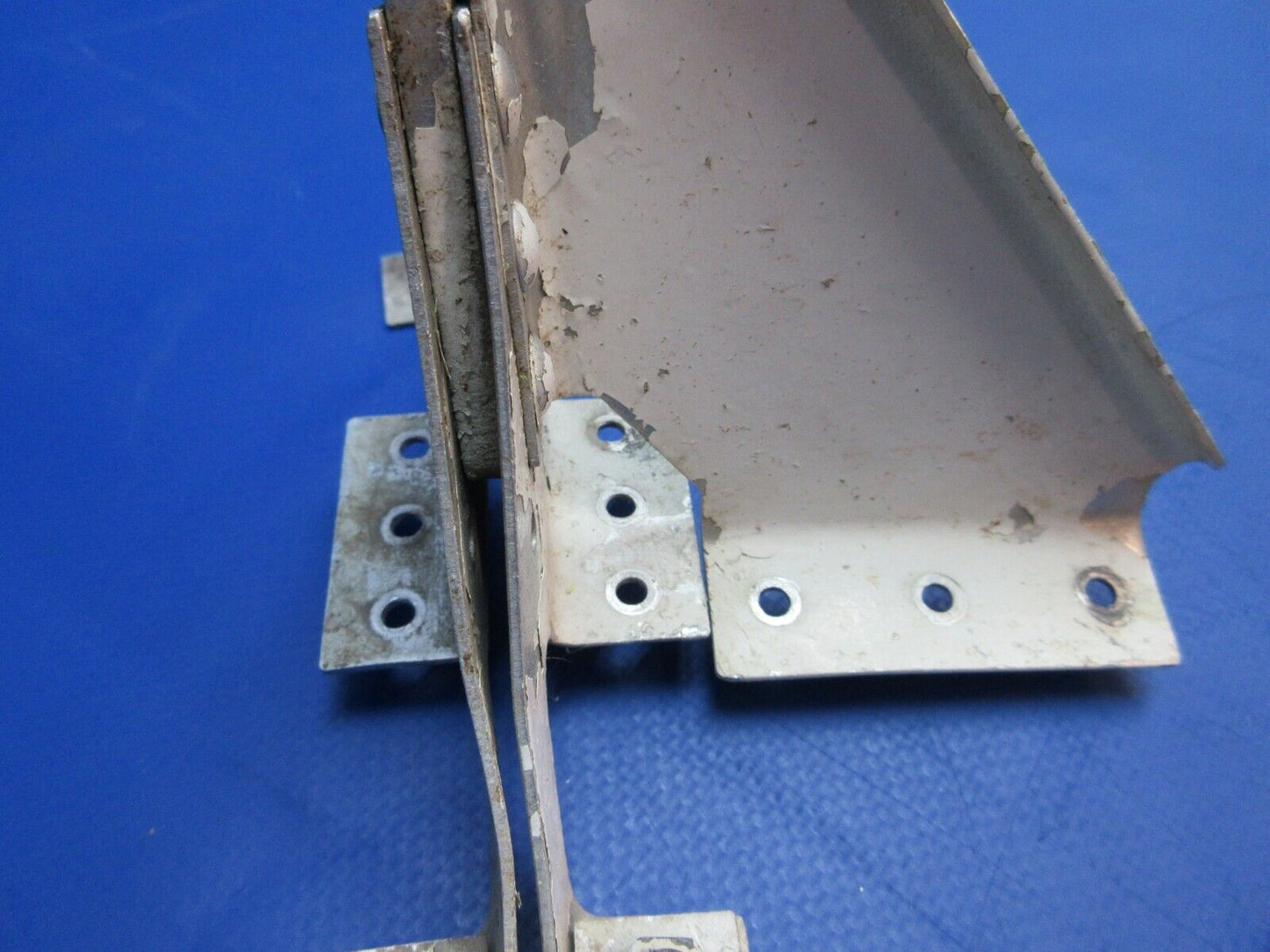 Cessna 210 Hinge Assy LH Nose Gear Door P/N 1217012-7 (1023-997)