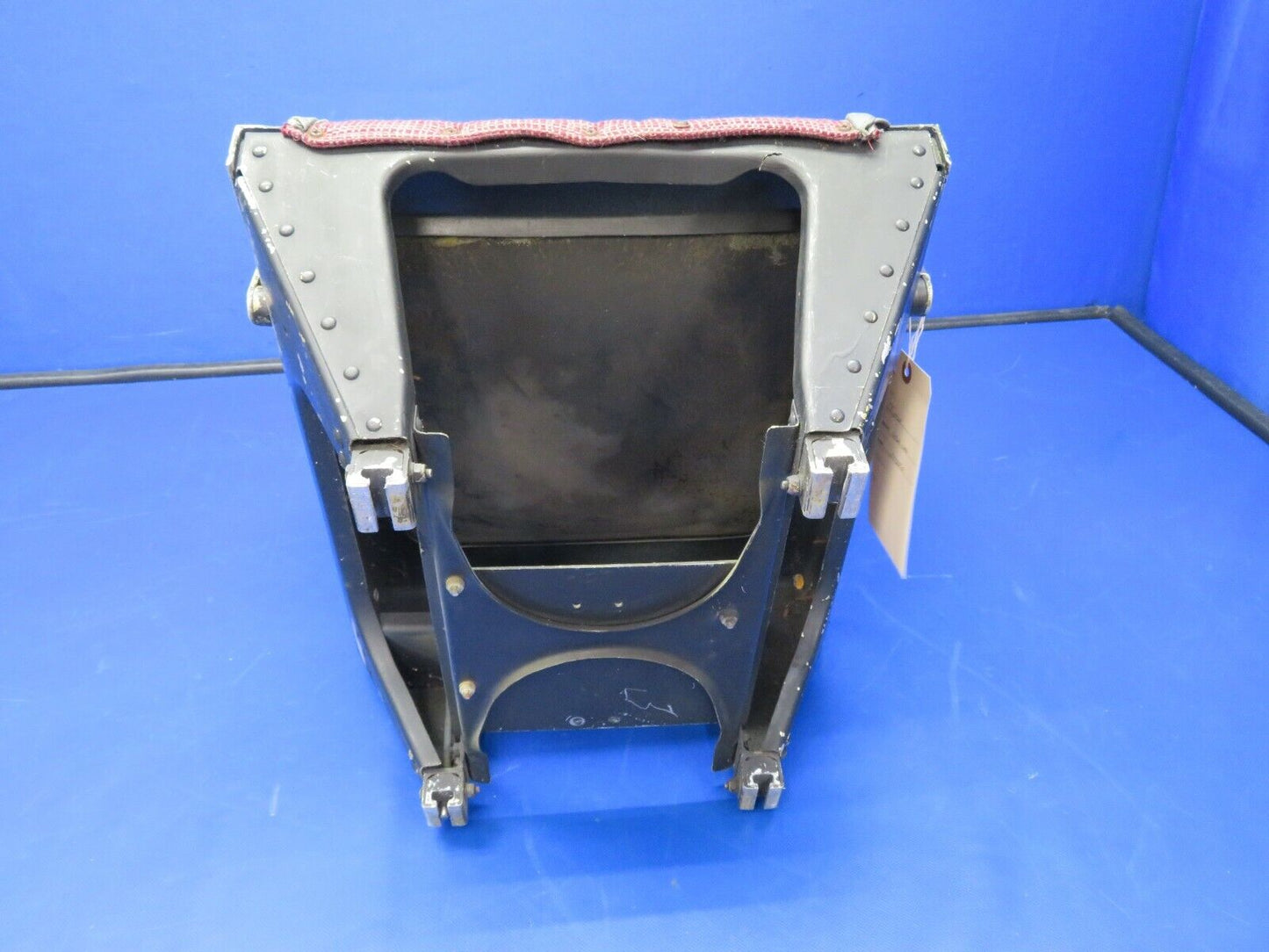Beech B19 Musketeer Sport Front Seat P/N 169-534024 FOR PARTS (0421-106)