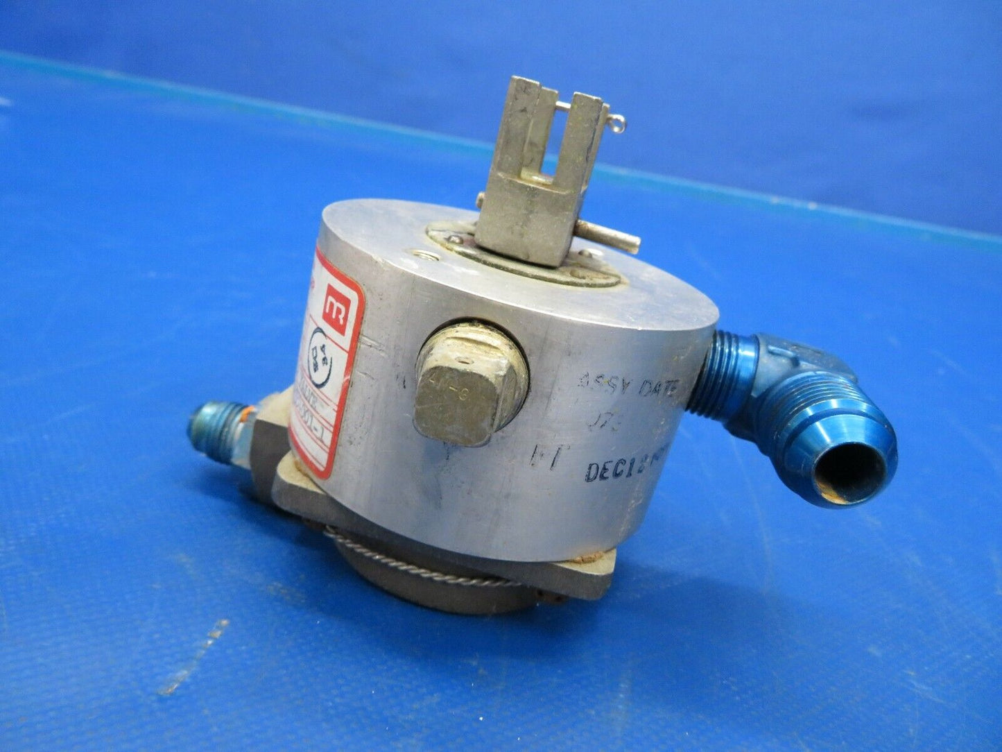 Beech Baron E-55 Janitrol Midland Ross Fuel Selector Valve 002-384001-1 (0120-11