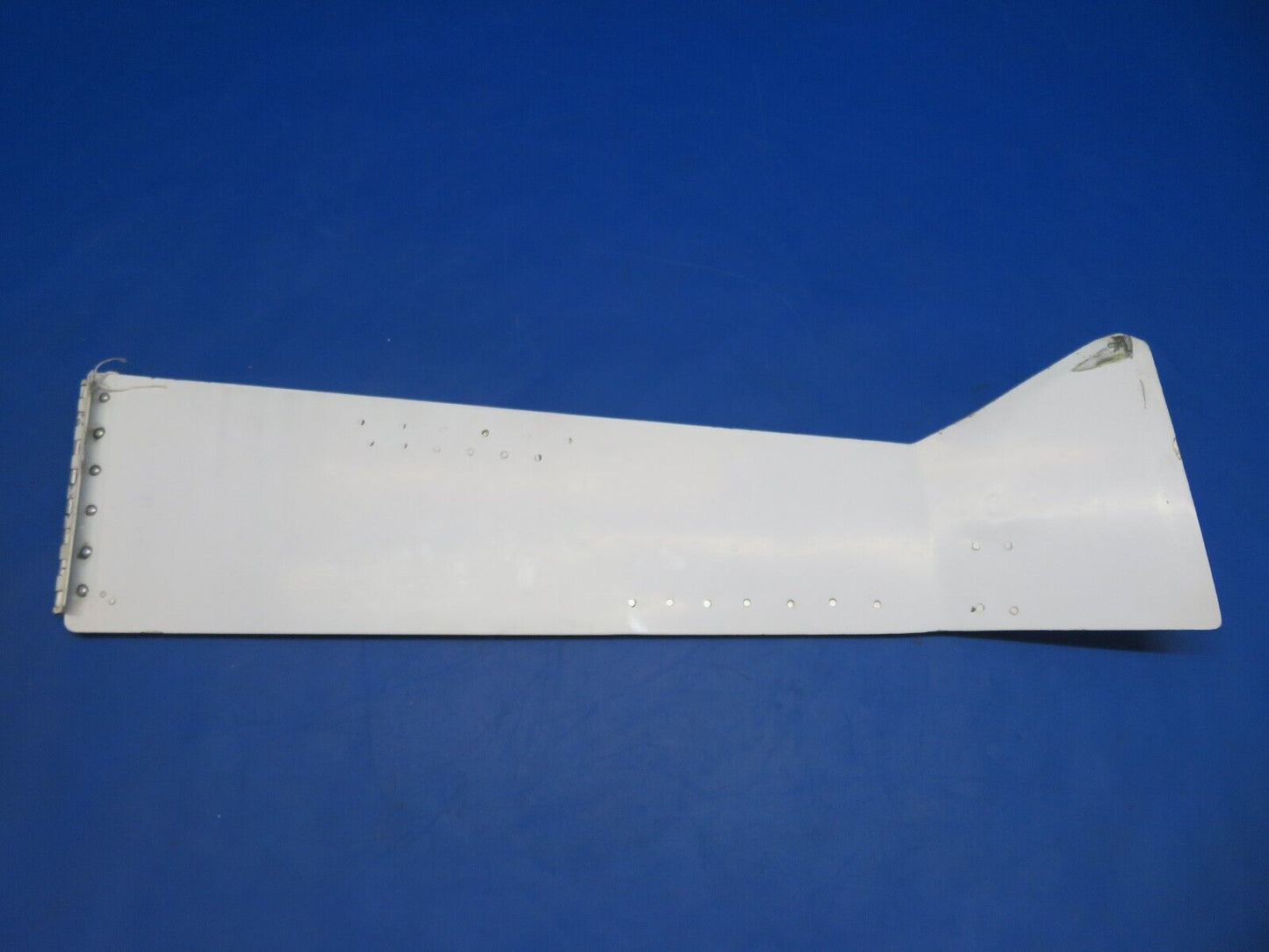 Piper Aerostar 602P Door Assy MLG Strut RH P/N 250006-504 (0123-812)