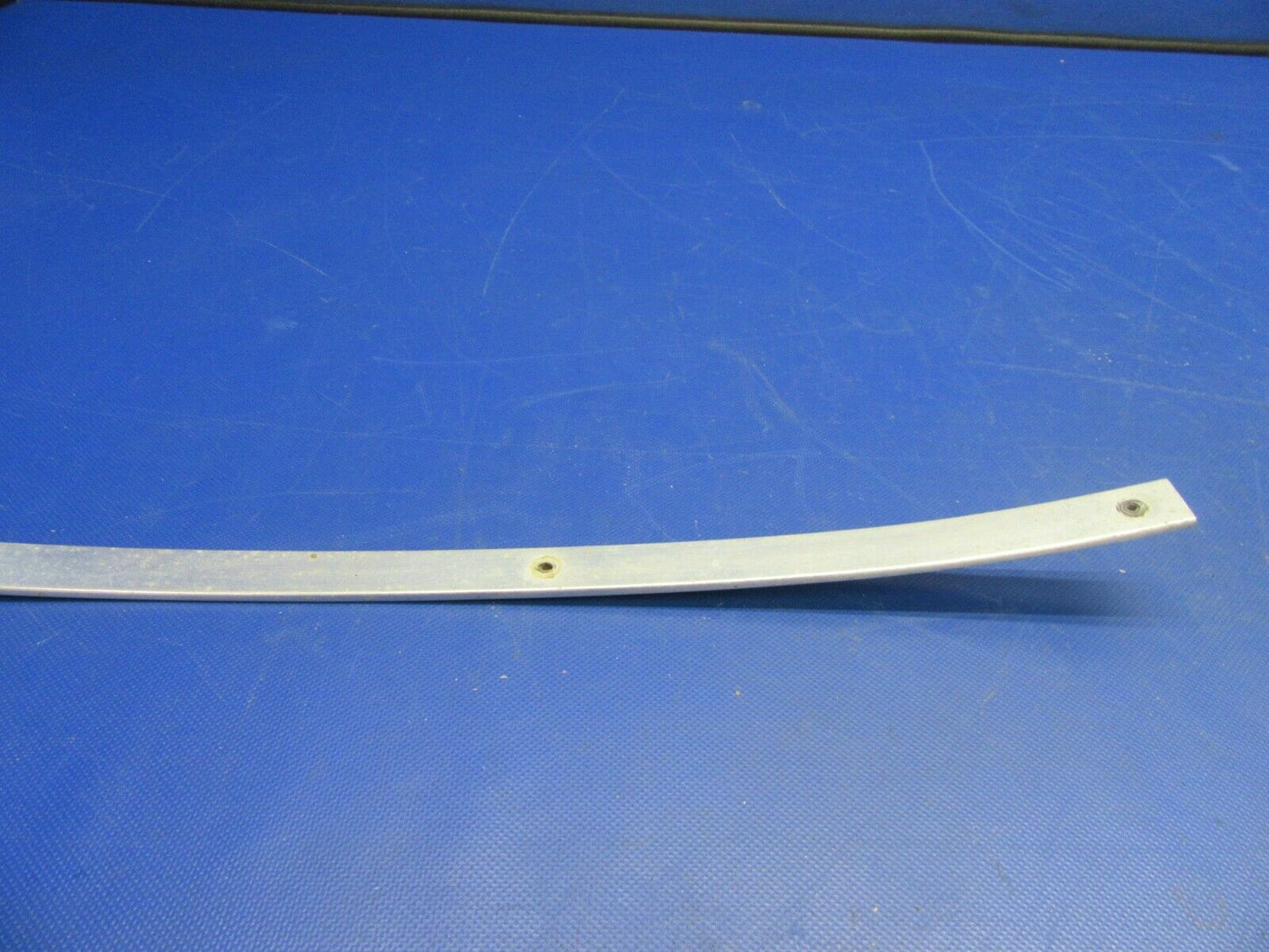 Cessna 172 / 172C Strip Windshield Inside Center P/N 0513300-20 (0821-613)