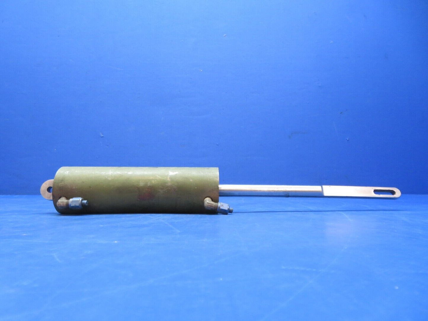Wheel Ski C2200-C3000 Cylinder Hydraulic Actuator P/N 10D2974-1 (1023-496)