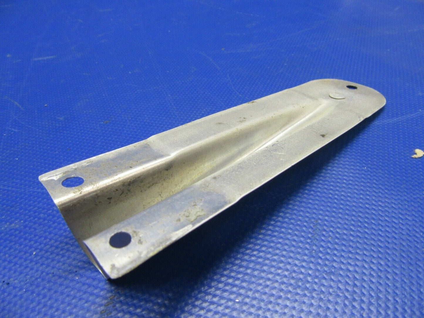 Cessna 210 / P210N Dorsal Fin Fairing P/N 1231050-1 (0421-506)