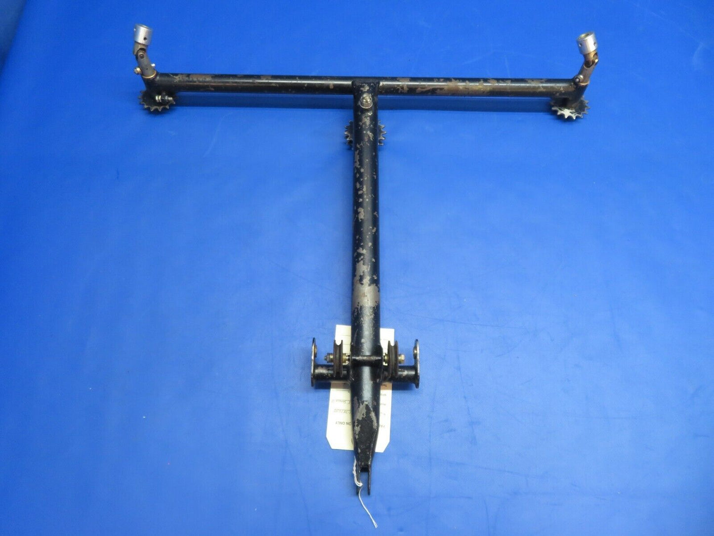 Piper PA-34-200T Seneca II Control Column Assy Tee Bar P/N 62703-34 (0223-941)