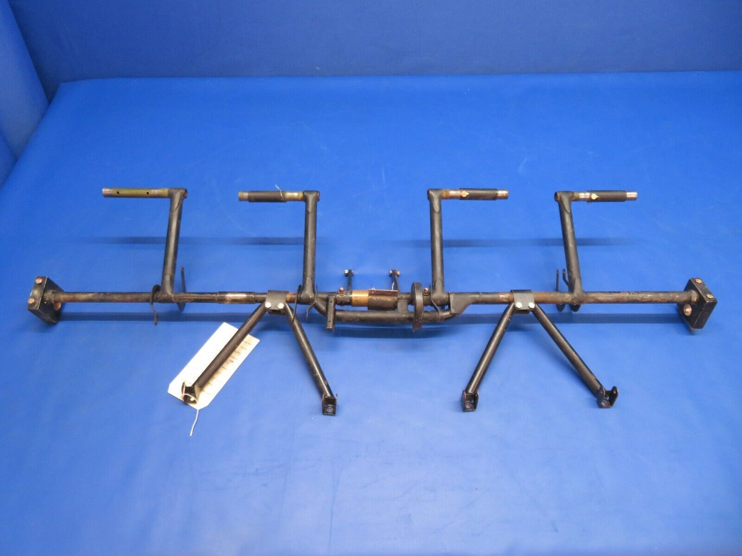 Piper PA-34-200T Seneca II Rudder Pedal Assy P/N 95385-04 (0323-549)