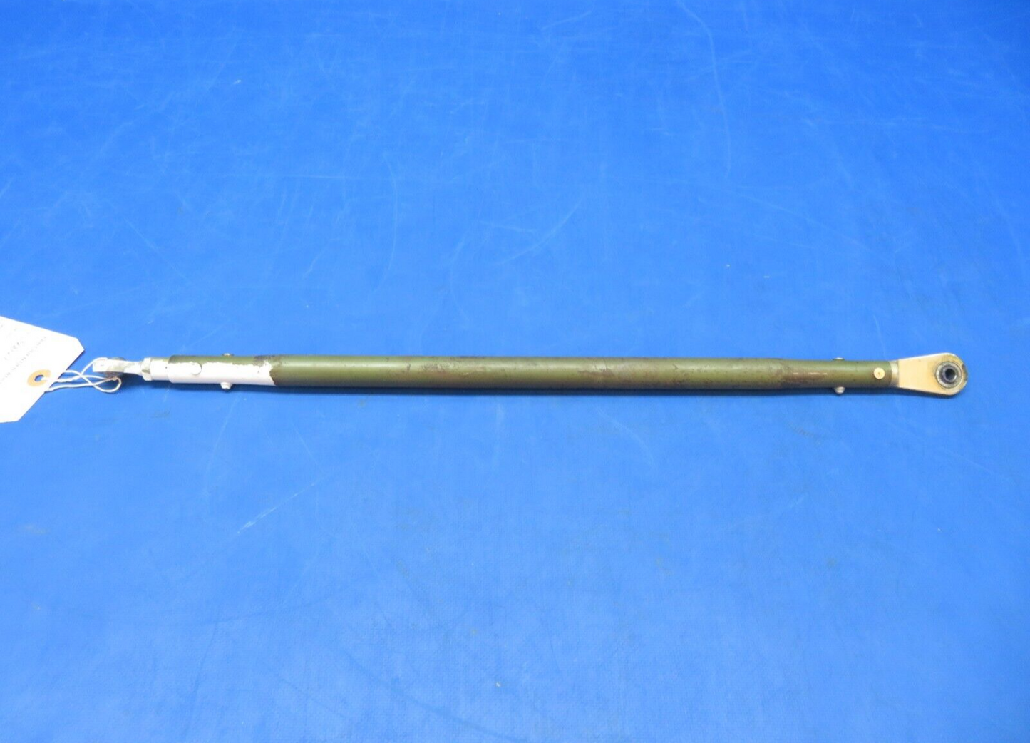 Cessna 310 / 310I RH Tube Assy Gear Drive MG Retract P/N 0841137-1 (1023-115)