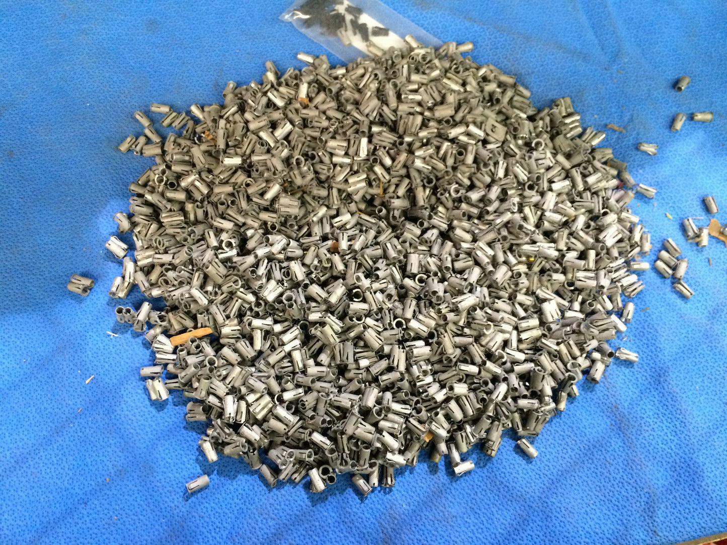 Aviation Grade 3/16 Barrel Nut/Clip (0316-15)