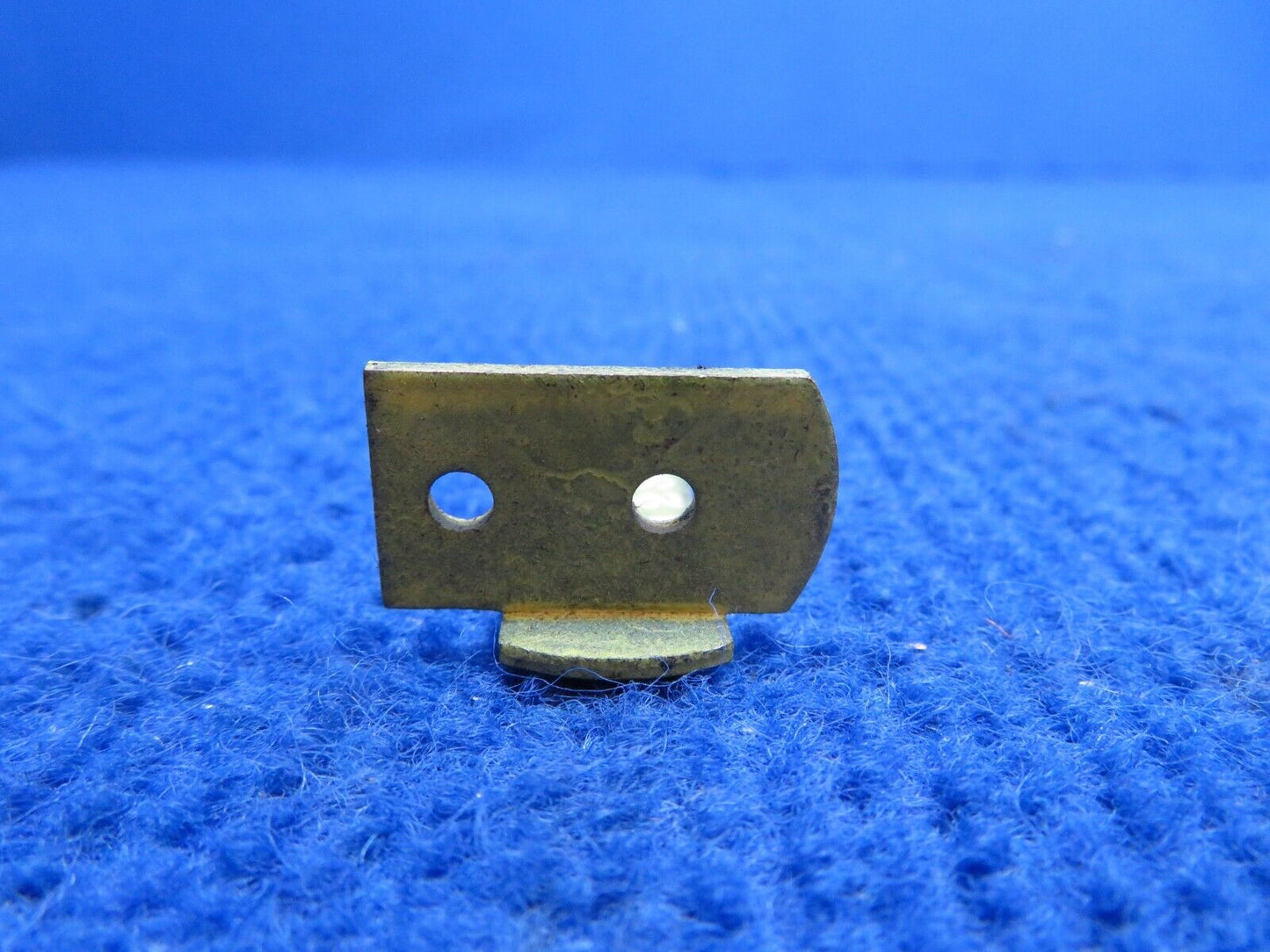 Piper Bracket Assy - Door Catch P/N 12847-000 NOS (0822-567)
