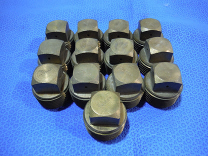 Plug, Pipe, Brass  LOT OF 13  P/N MS20913-8  ALT 393088  (715-18)