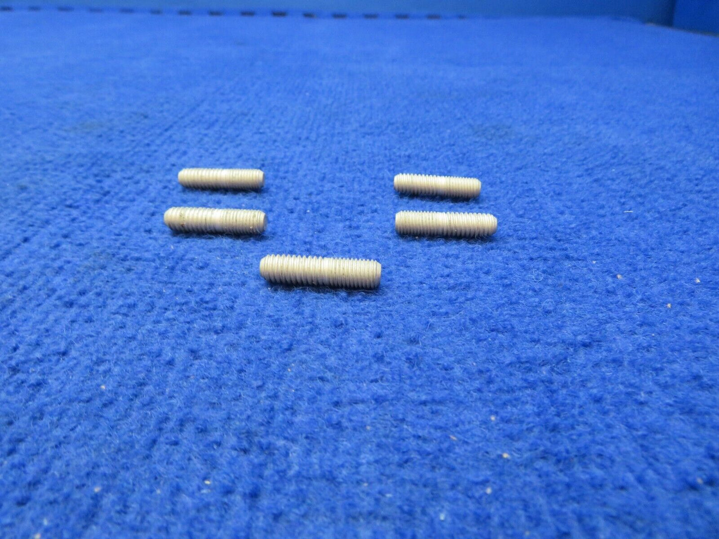 Lycoming Stud .3125 -18 x 1.25 P/N 31-10 LOT OF 5 NOS (0722-22)