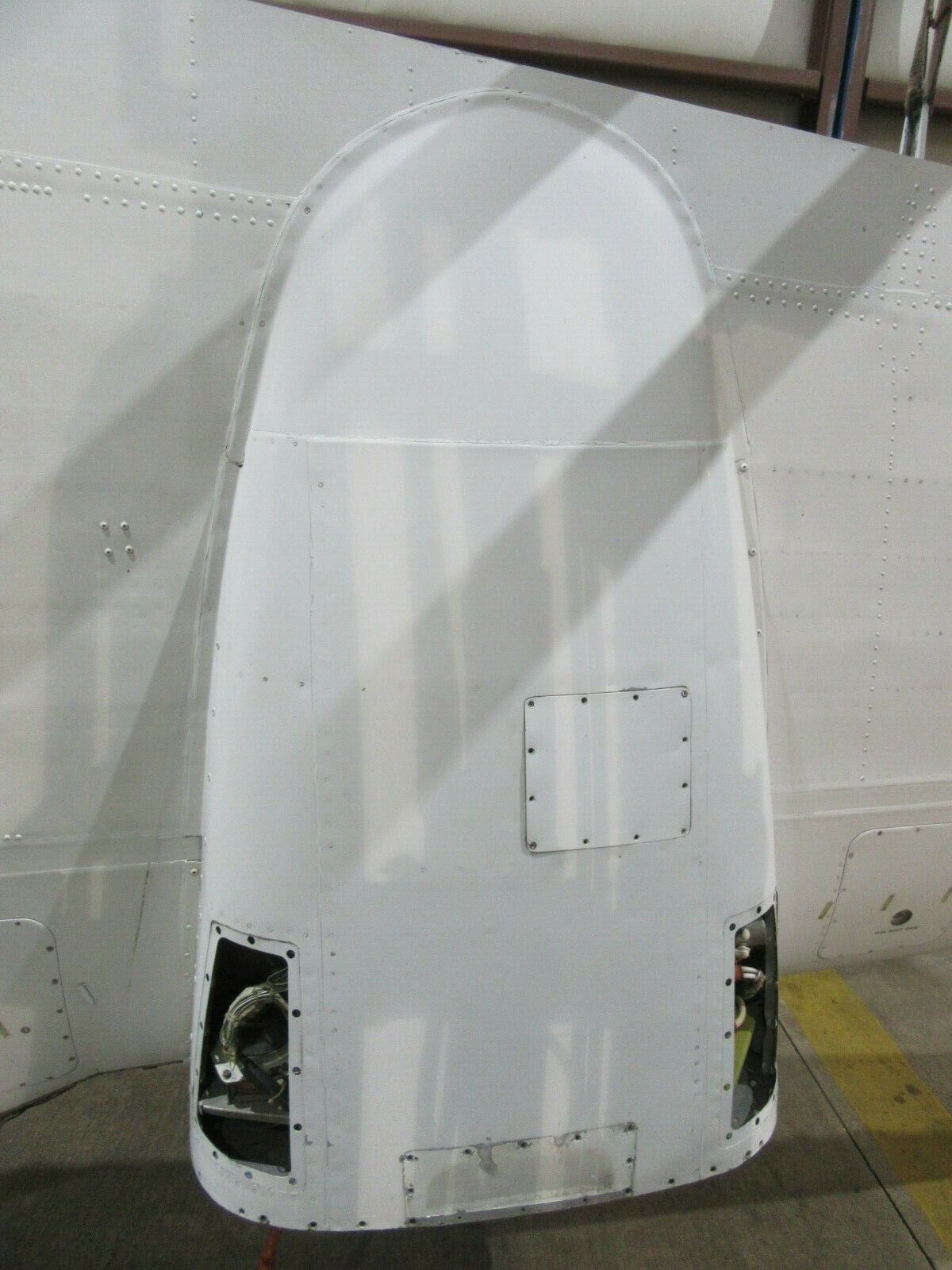 1974 Beech Baron E-55 Wing LH P/N 96-110005-703 (1119-02)
