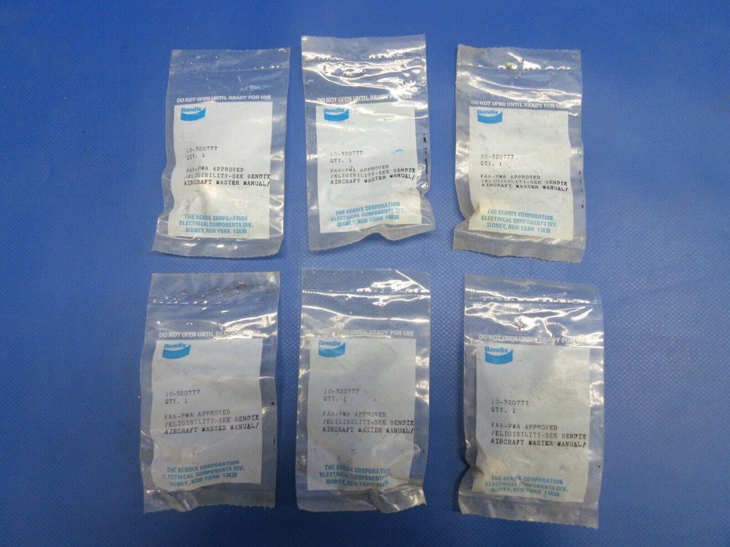 Bendix Grommet P/N 10-320777 LOT OF 6 NOS (0324-1139)