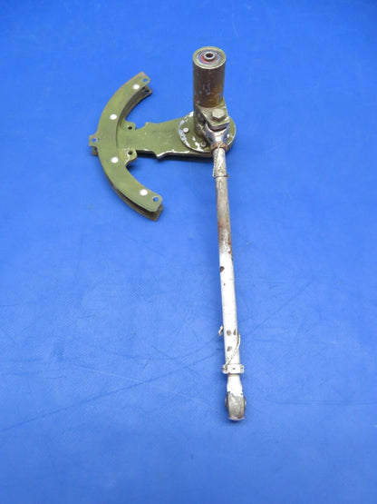 Cessna 310 / 310Q RH Aileron Bellcrank w/ Push-Pull Rod P/N 5025000-4 (0823-746)