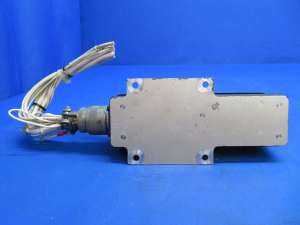 Piper Aerostar 602P Gull Airborne Control Unit 28 V P/N 360-961-001 (0123-648)