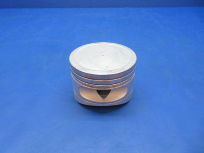 Continental Piston P/N 640945 NEW OLD STOCK (0923-664)