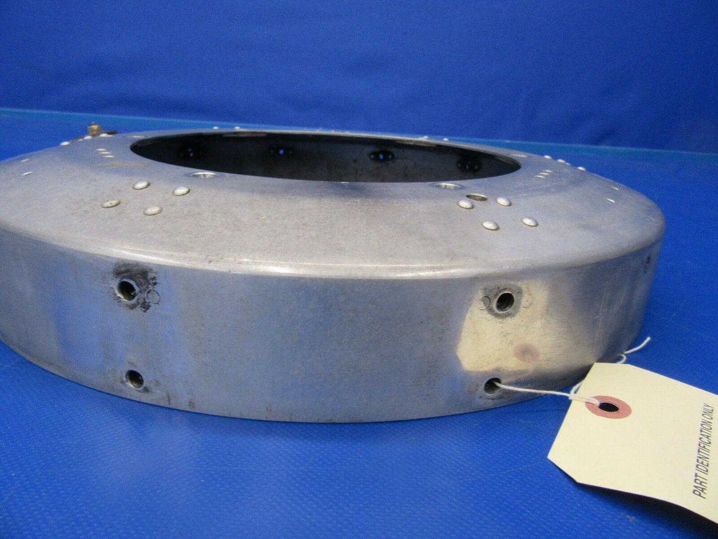 Beech Baron 95-B55 Bulkhead 3 Bladed Hartzell P/N C3566-1 (0518-299)