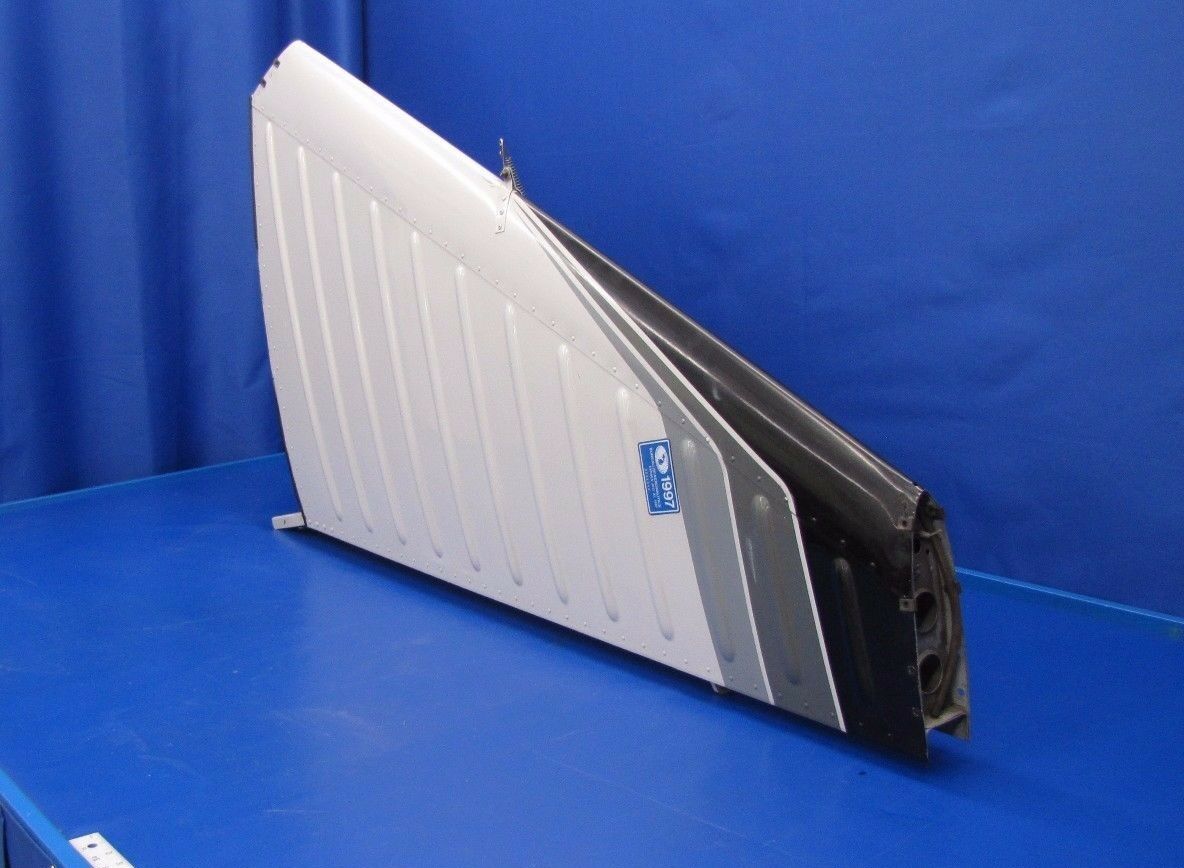 1963 Piper Cherokee PA-28/180 Vertical Stabilizer P/N 63500-000 (0617-07)