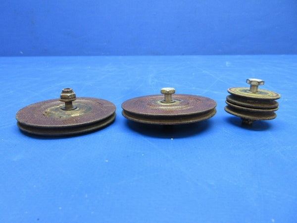 Cessna Formica / Westinghouse Phenolic Pulley P/N AN-210-2A LOT OF 8 (0723-132)