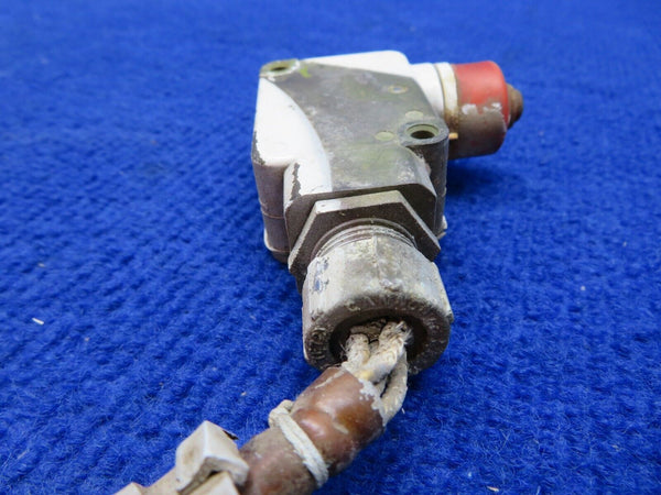 Cessna Micro Switch Nose Gear P/N 2VB1 (0622-734)