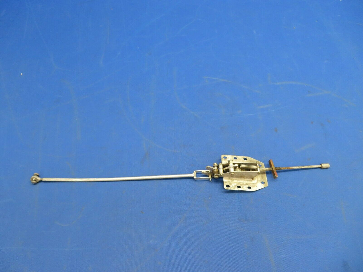 Rockwell Commander Latch & Pushrod AFT RH Cabin Door 43700-2, 43717-3 (1020-499)