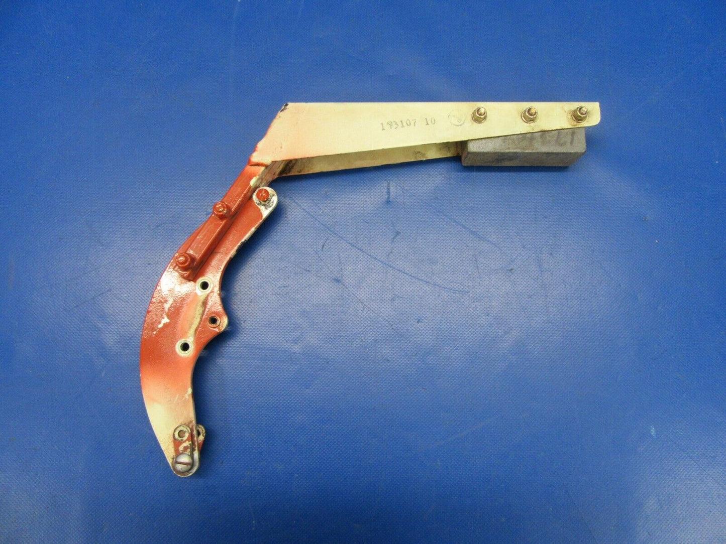 Bellanca 17-30A Super Viking Elevator Balance Arm P/N 193107-10 (0819-174)