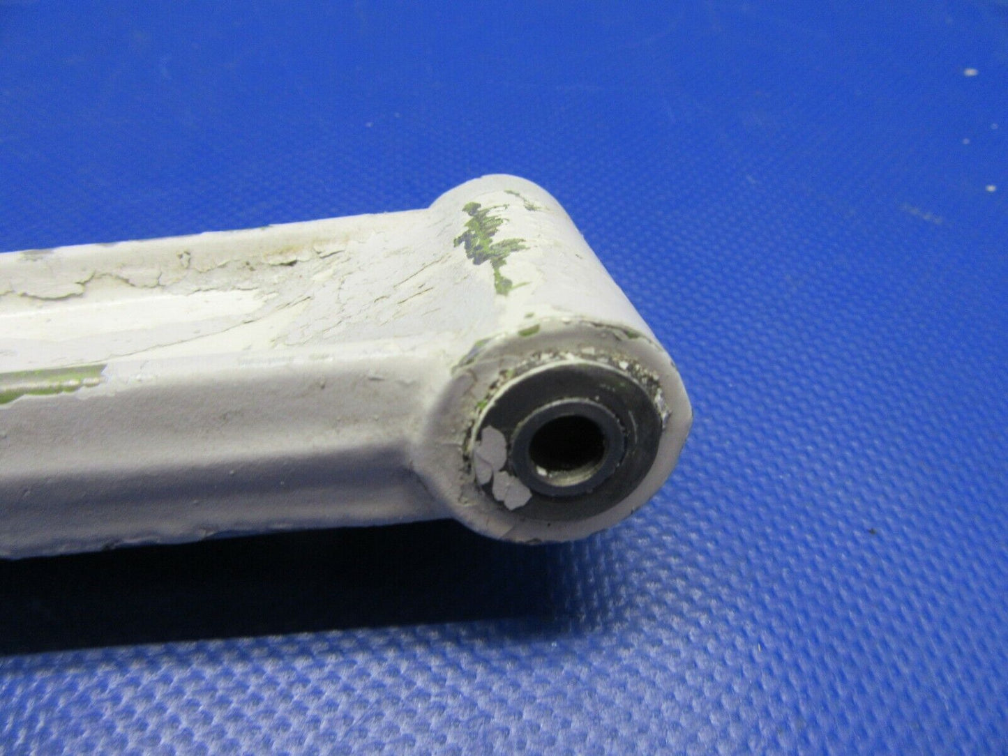 Cessna 210 / T210N Torque Link Lower Nose Gear P/N 0543035-7 (0421-336)