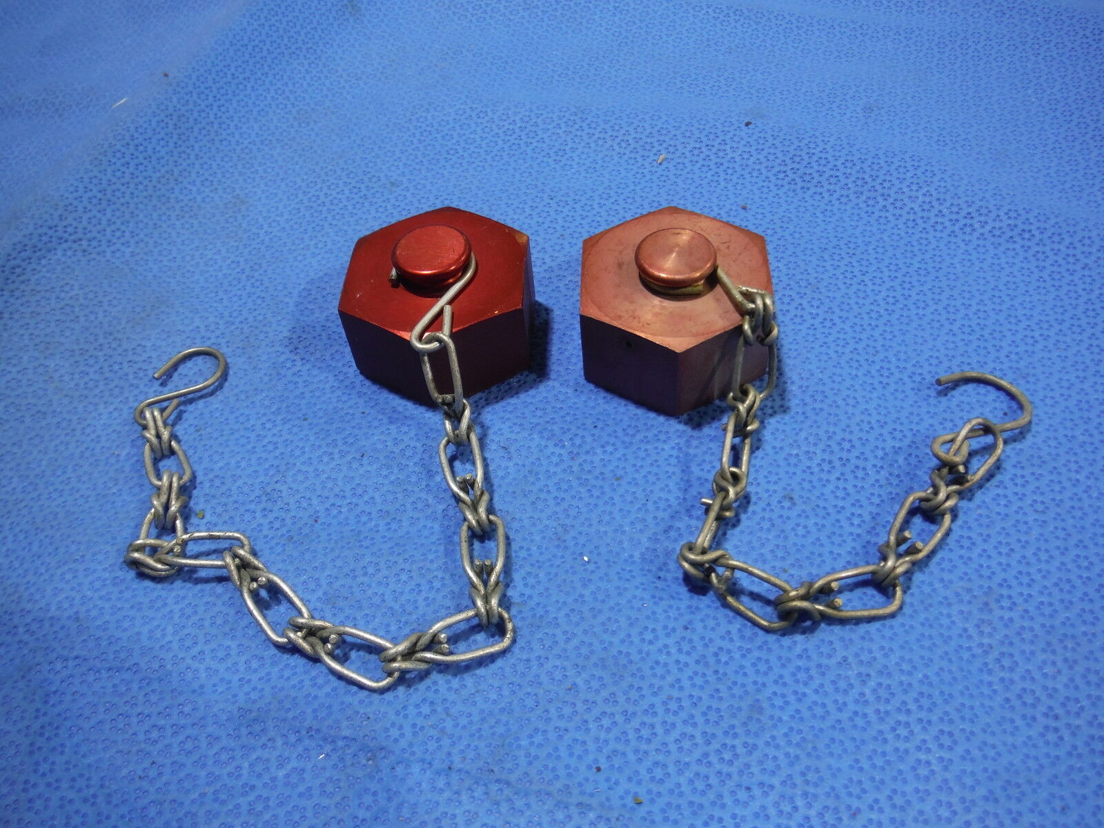 Dust Cap Assy  LOT OF 2  #12  (715-58)