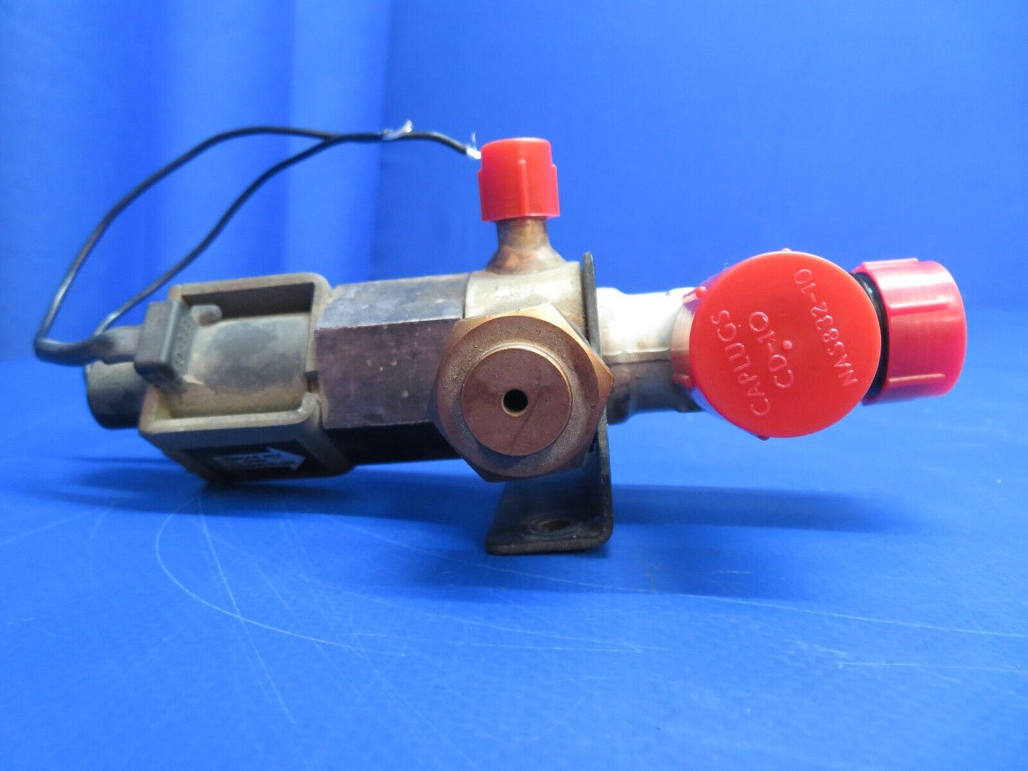 BF Goodrich De-Icer Flow Valve Assy w/ Solenoid 28V P/N 3D2320-11 (0223-529)