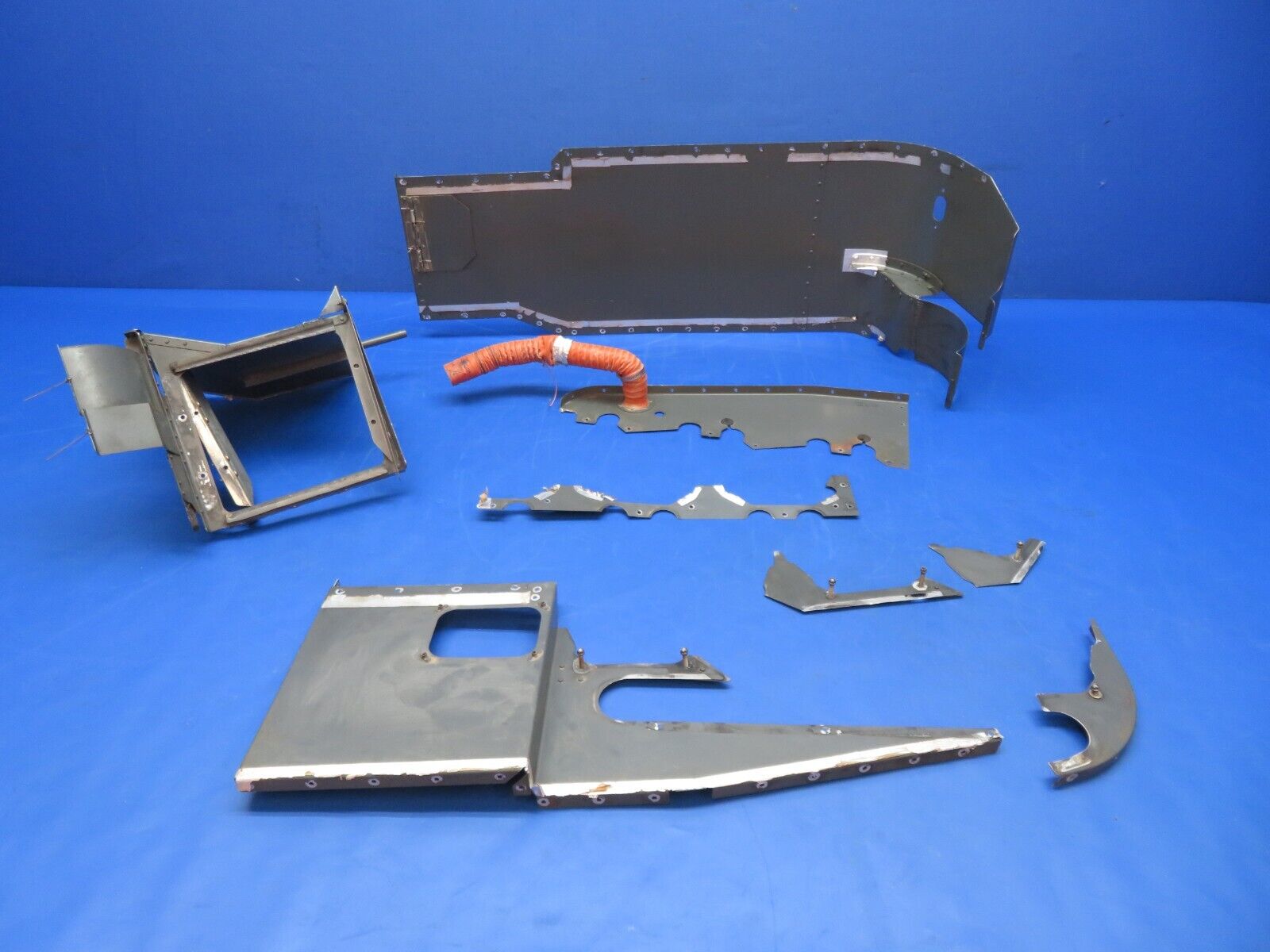 Piper 602P Aerostar LH Engine Baffle Assy Machen P/N D382-1 FOR PARTS (0623-601)