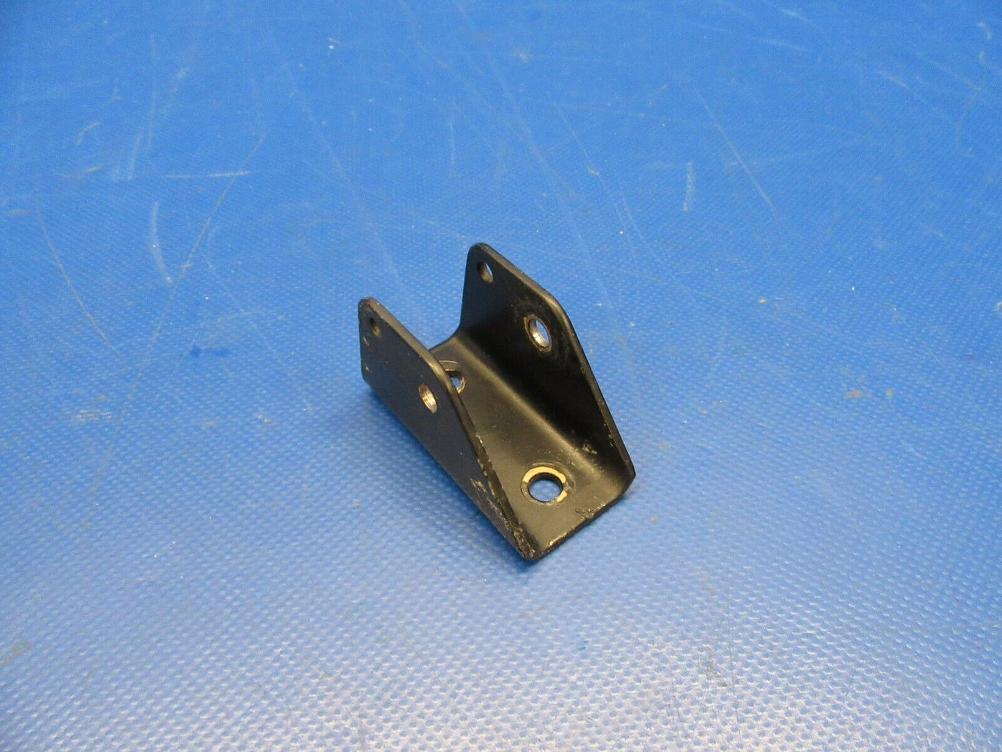 Diamond DA40-180 Bracket Flap Bellcrank P/N DS-PEX2 (0319-182)