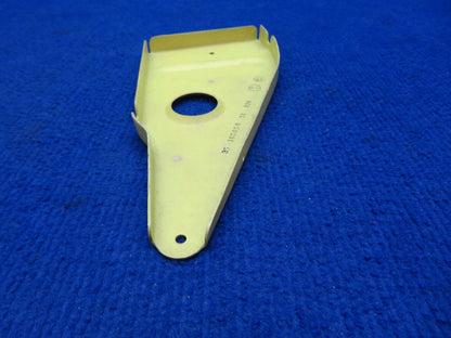 Beech Flap Hinge Bracket P/N 35-165050-31 NOS (0722-40)