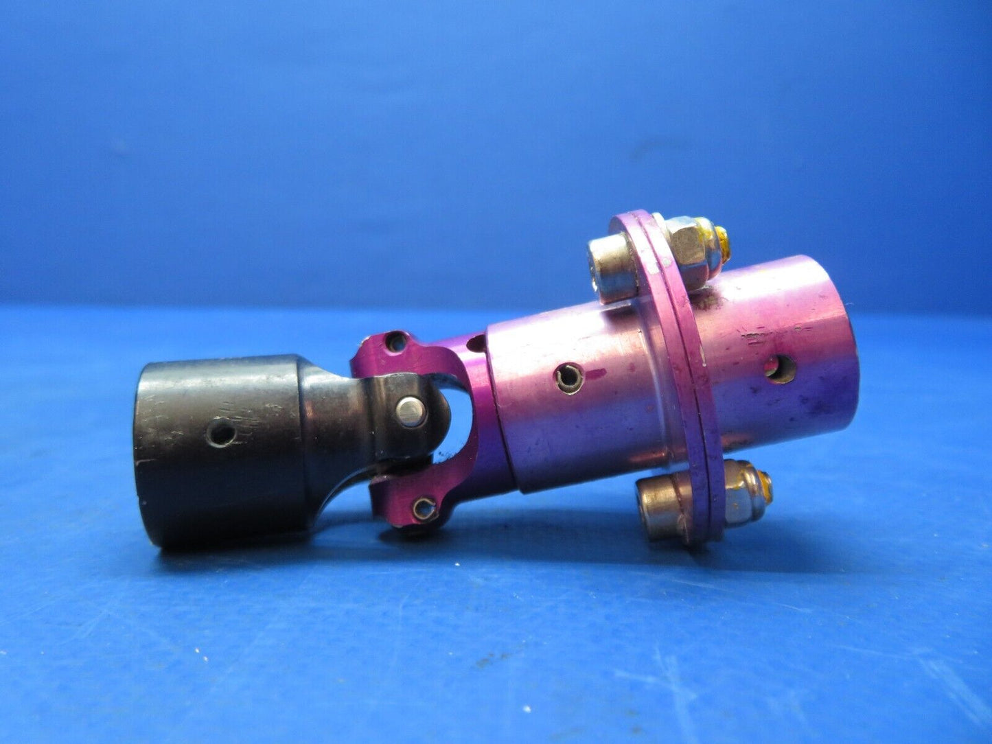 Diamond DA-42 Universal Joint Fuel Selector P/N UJA-2 (0623-560)