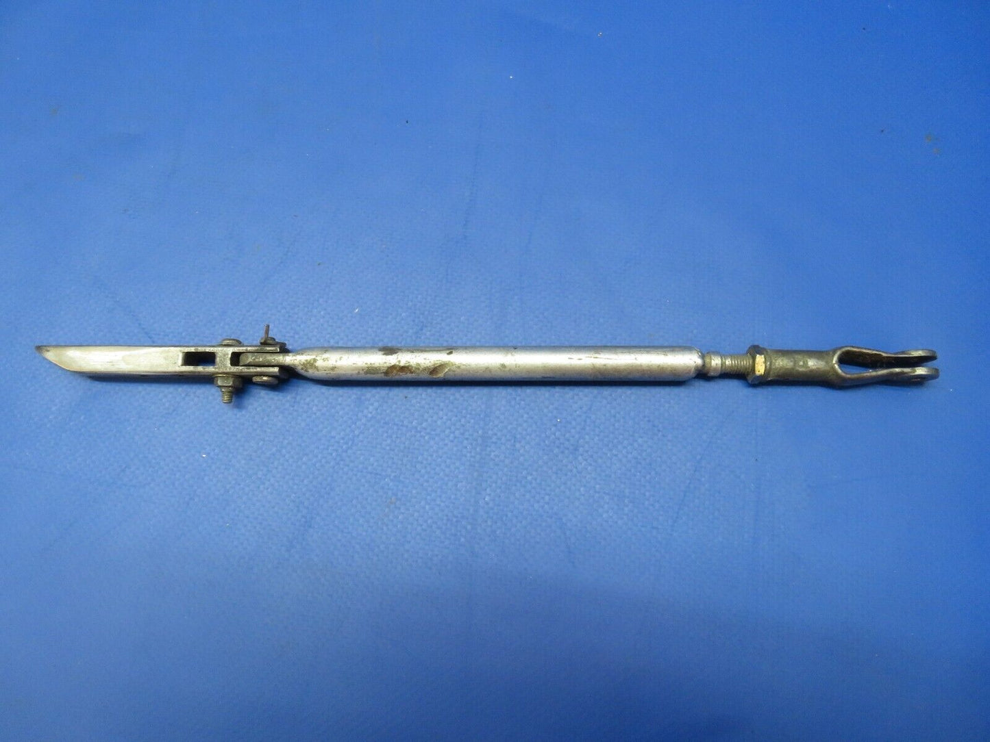 Cessna LWR Cabin Door w/Pin P/N 5111526-2 (1122-361)