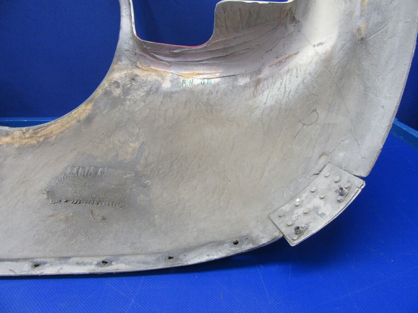 Cessna 310R L & R Nose Cap Assembly P/Ns 0852013-205 / 0852013-206 (0520-226)