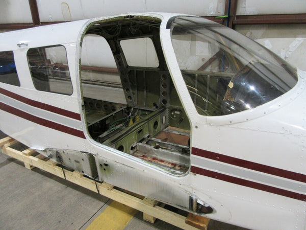 1978 Piper PA-34-200T Seneca Fuselage - Nose Damage (1019-184)